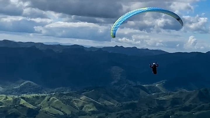 Alanna Lima Parapente Hike and Fly Montanhismo Corrida de Montanha_0061