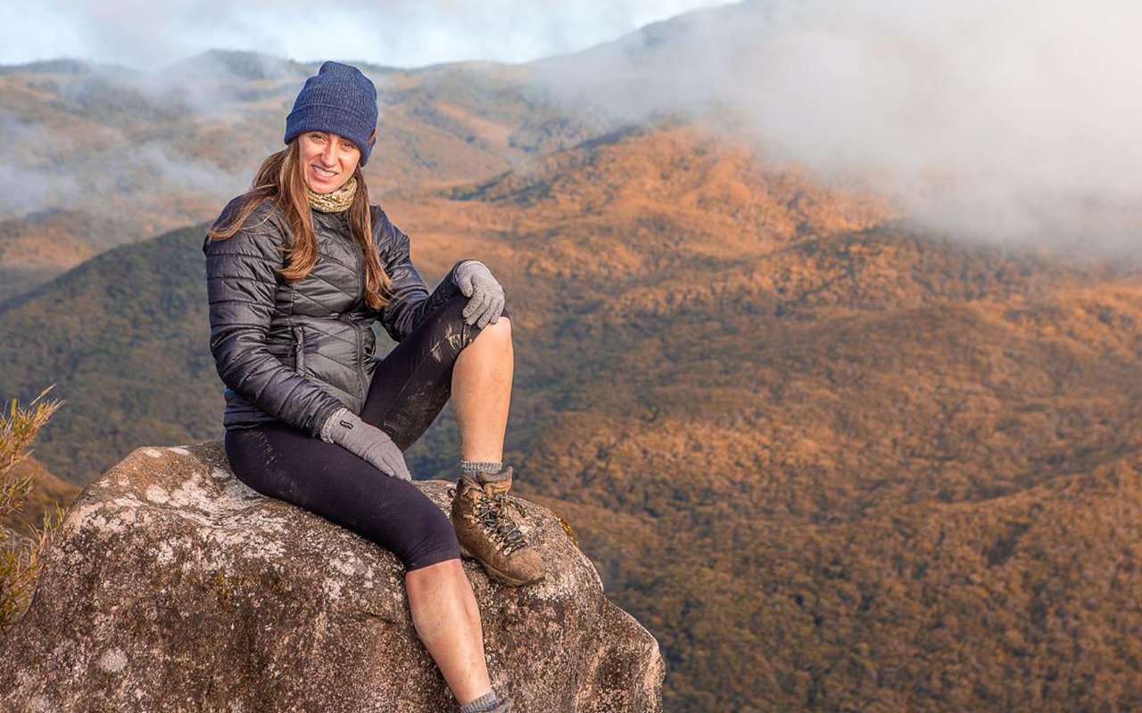Mulheres que voam de parapente Kelly Trindade. montanhismo paraná serra do mar. montanhas do parana. marumbi