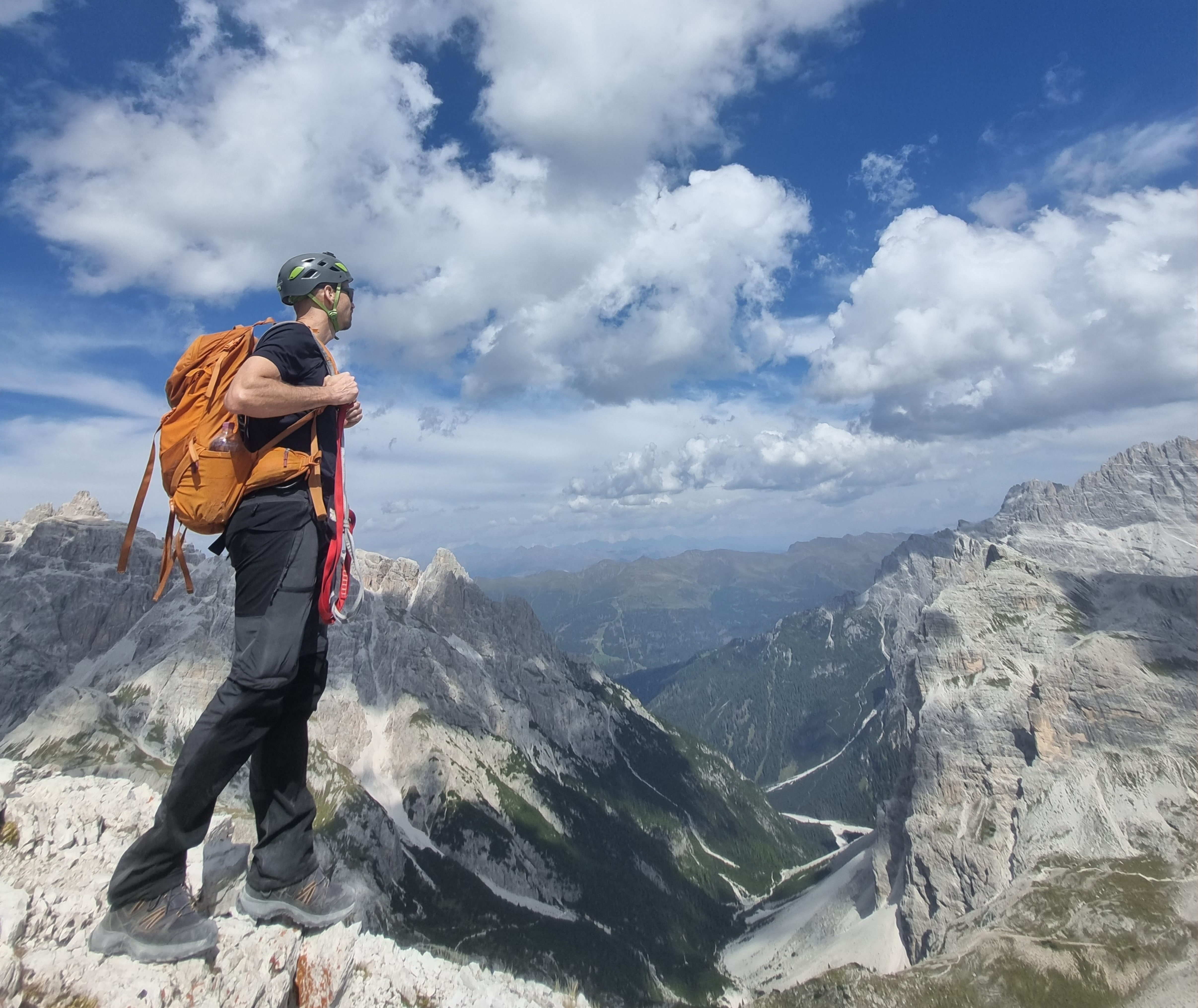 eric_beck_redbull_x_alps_hike_and_fly20250607_0096