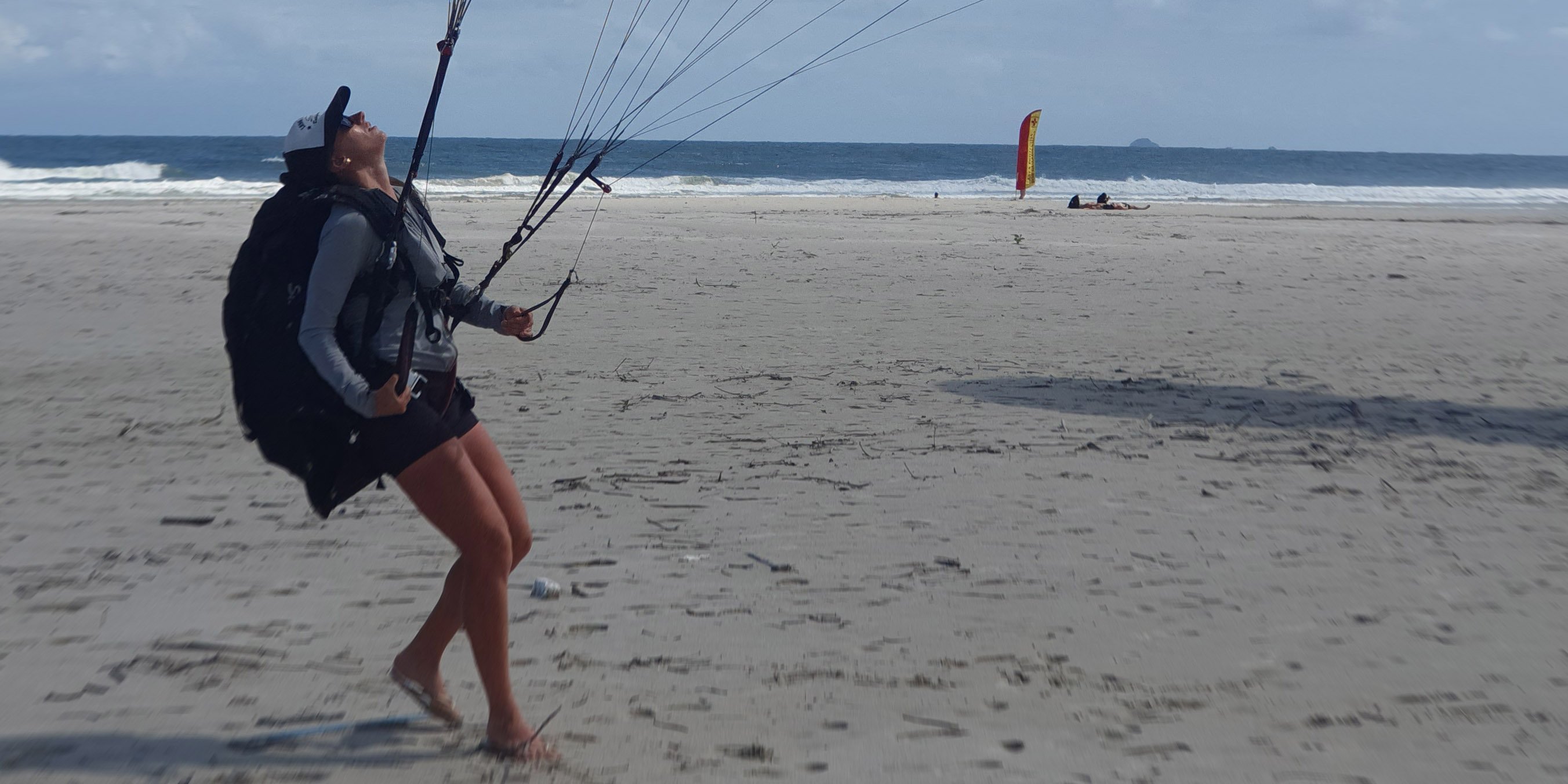 mulheres que voam. kelly_voo_de parapente20201223_0055